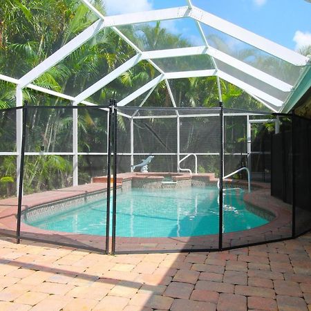 Luxury Home, Hot Tub, Heated Pool, Tiki Bar - Villa Spain Cape Coral Exteriér fotografie