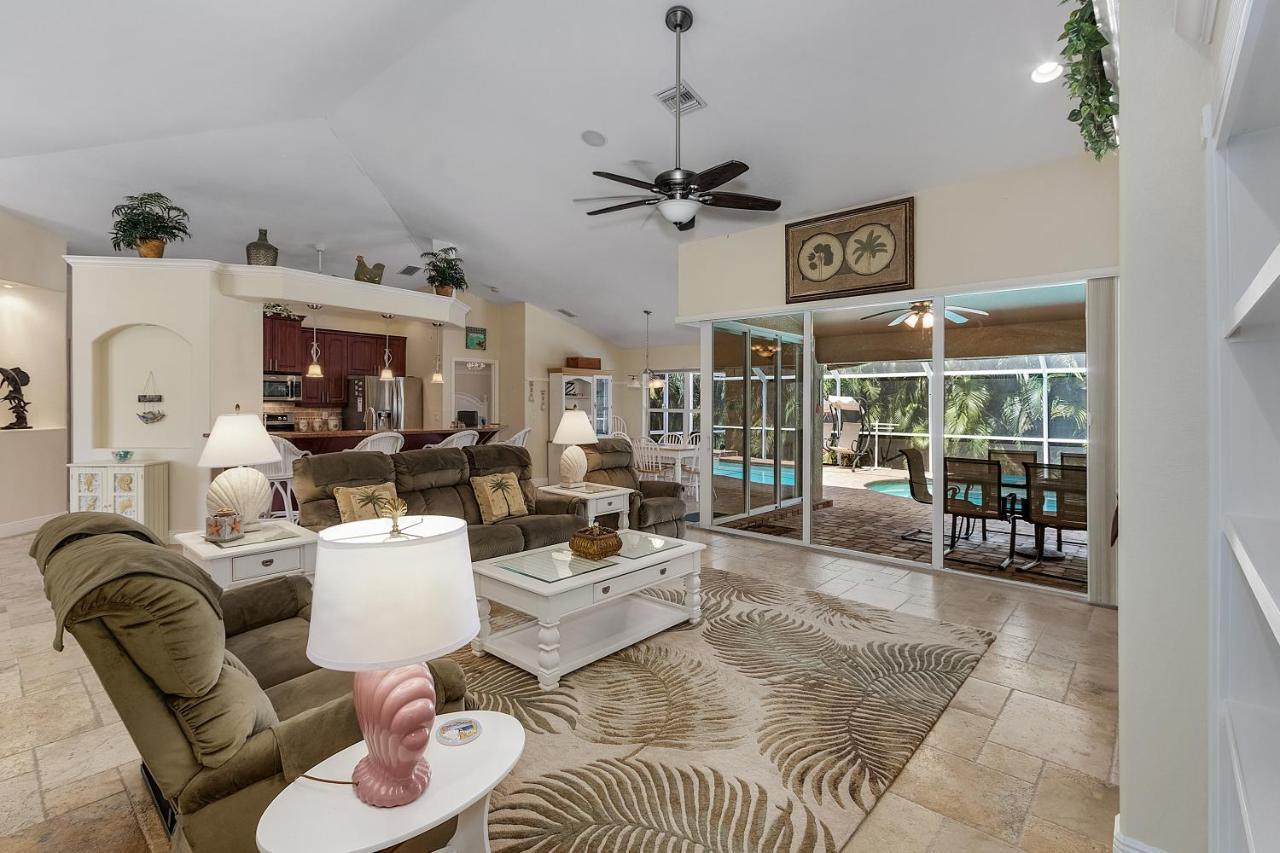 Luxury Home, Hot Tub, Heated Pool, Tiki Bar - Villa Spain Cape Coral Exteriér fotografie