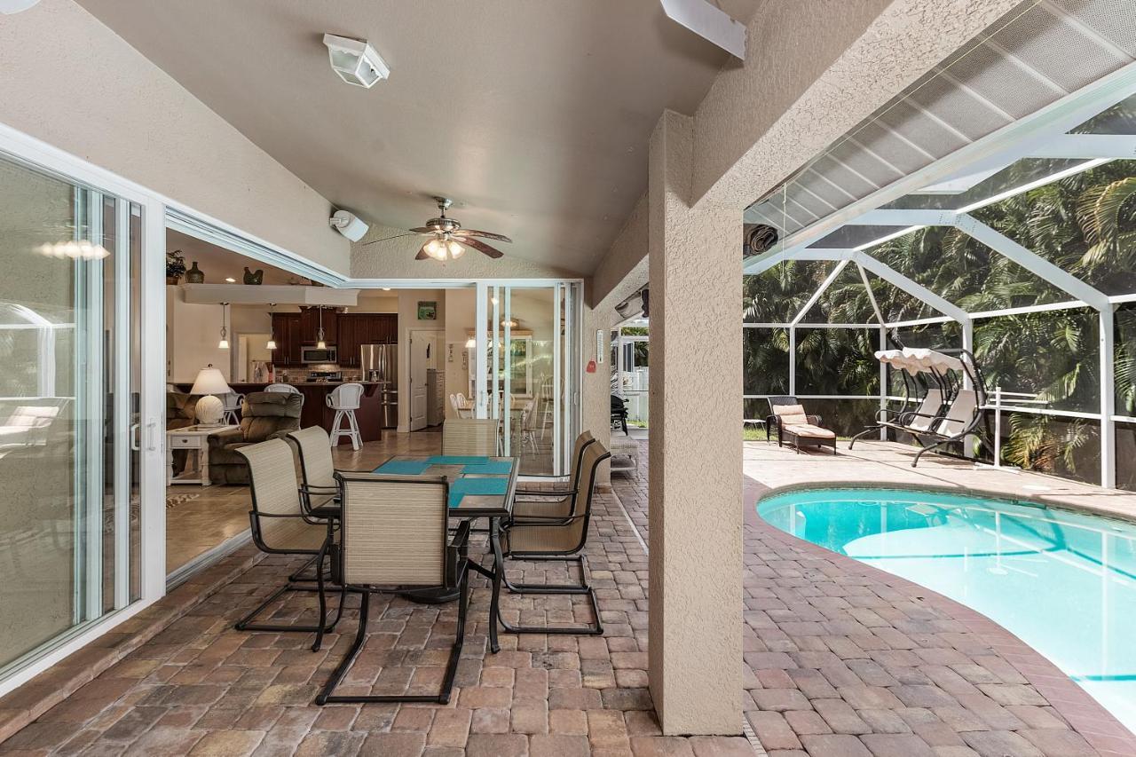 Luxury Home, Hot Tub, Heated Pool, Tiki Bar - Villa Spain Cape Coral Exteriér fotografie