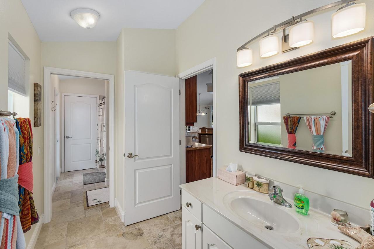 Luxury Home, Hot Tub, Heated Pool, Tiki Bar - Villa Spain Cape Coral Exteriér fotografie