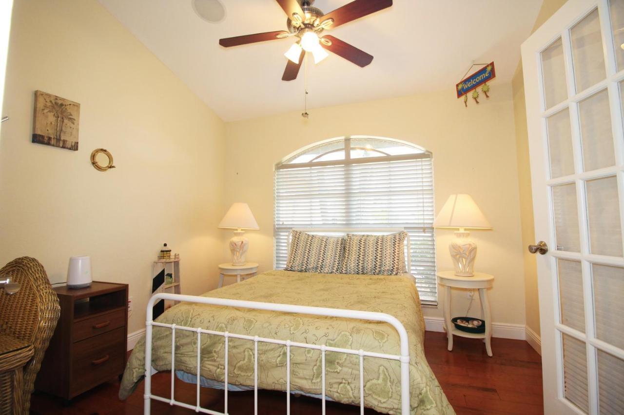 Luxury Home, Hot Tub, Heated Pool, Tiki Bar - Villa Spain Cape Coral Exteriér fotografie